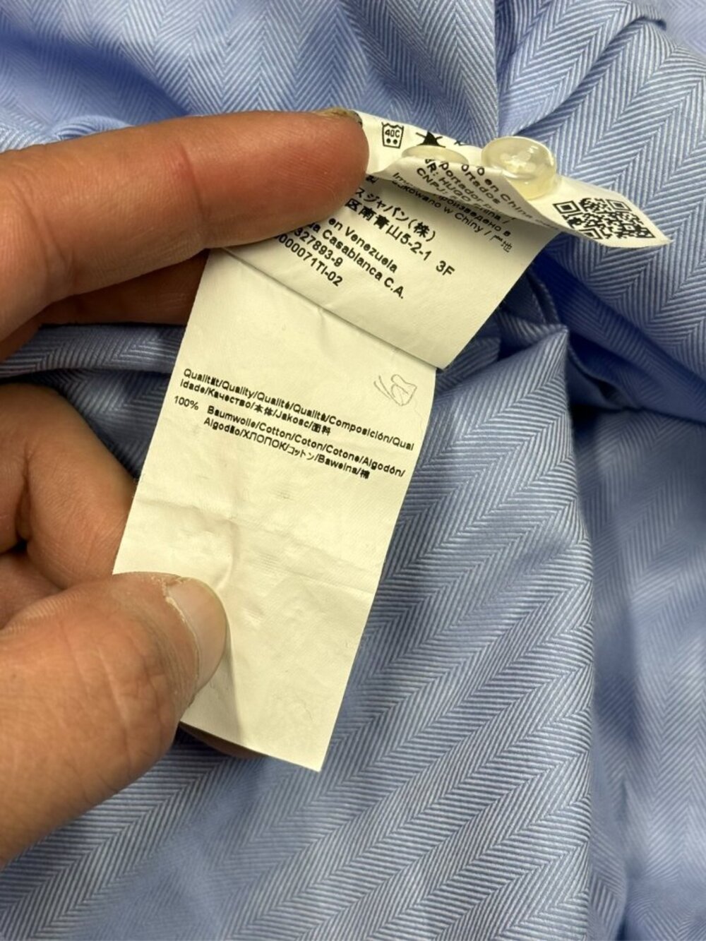 Hugo Boss Dress Shirt W/ French Cuffs Herringbone Cotton Blue 43 17 XL - Picture 9 of 9